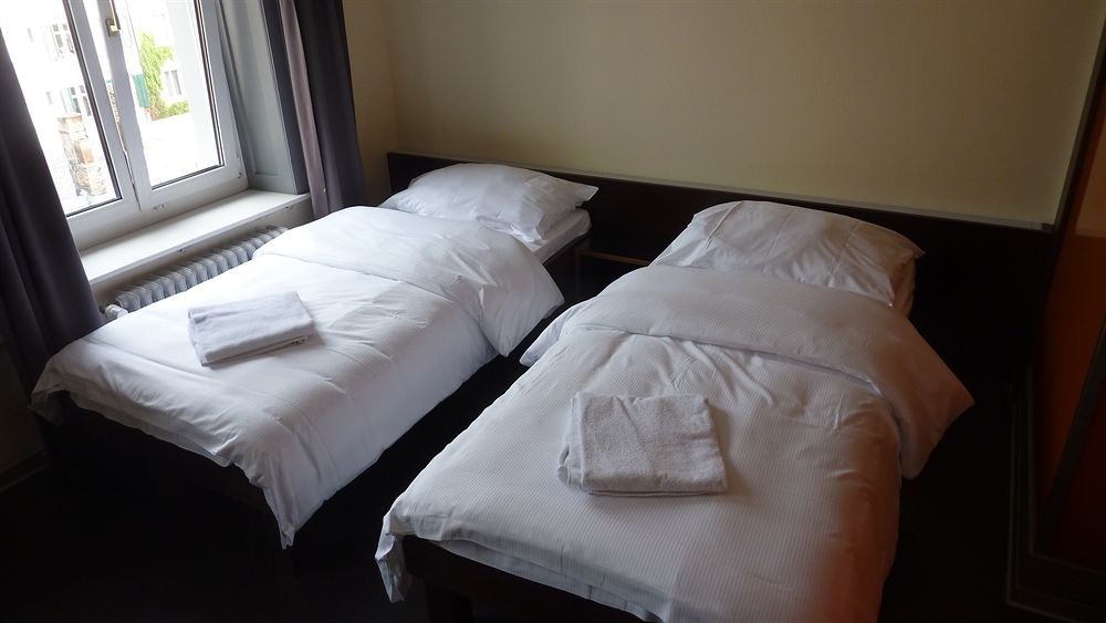 Easyhotel Centre होटल